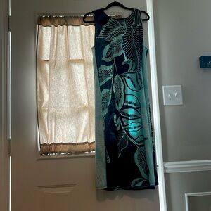 Chicos size 3 mid shin length